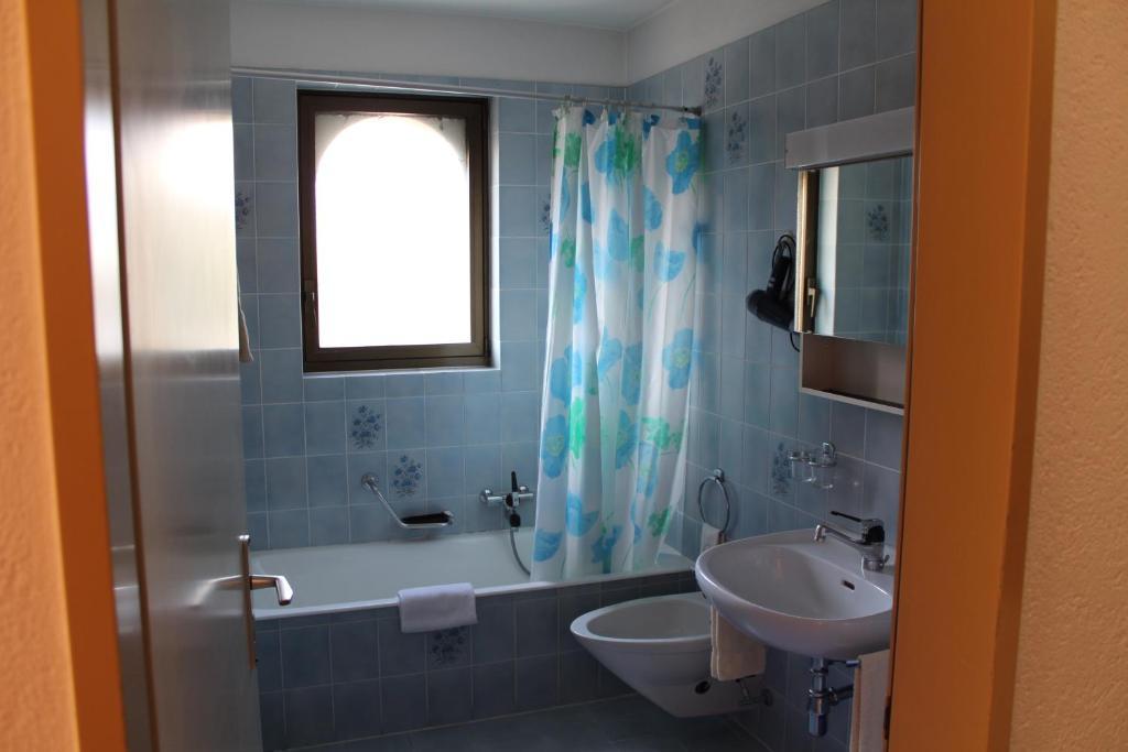 Hotel Elvetico Locarno Pokoj fotografie