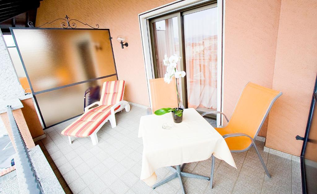 Hotel Elvetico Locarno Pokoj fotografie